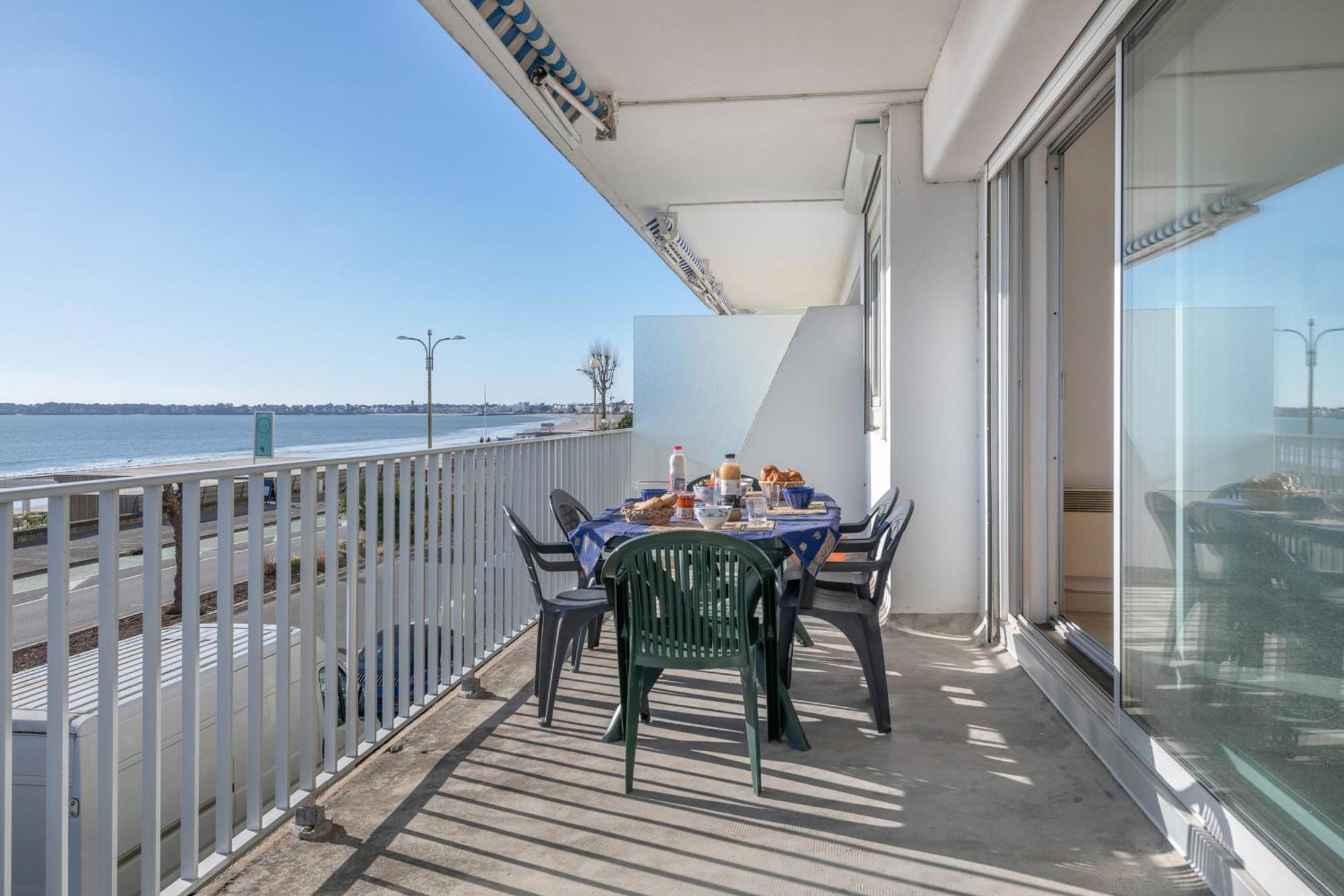 Echappee A 4 - Superbe Vue - 30m De La Appartement